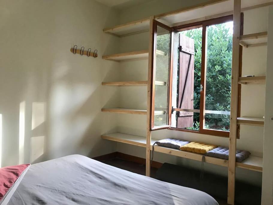 Maison Chaleureuse Et Calme